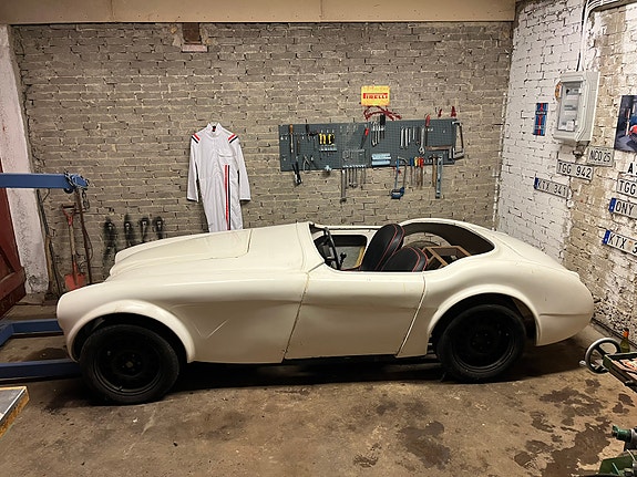Austin Healey 3000 2 of 7
