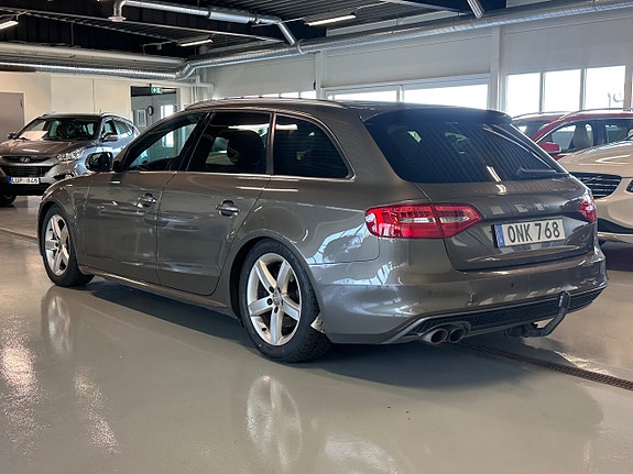Audi A4 4 of 9