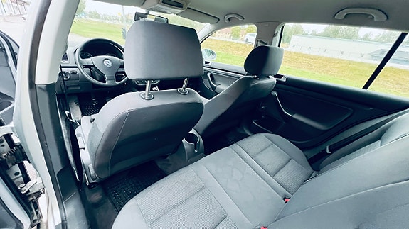 Volkswagen Golf V 8 of 20