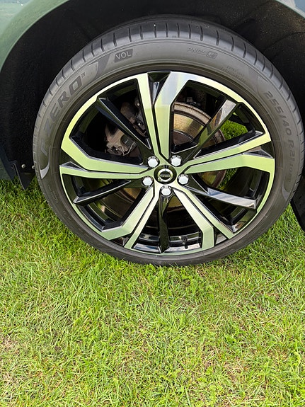 Volvo XC60 5 of 8