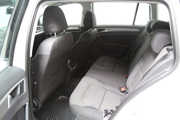 Volkswagen Golf I 21 of 22