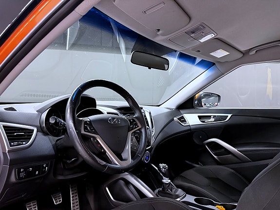 Hyundai Veloster 20 of 27