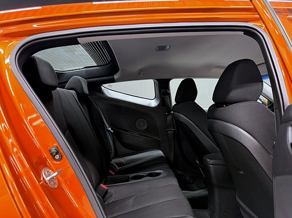 Hyundai Veloster 16 of 27