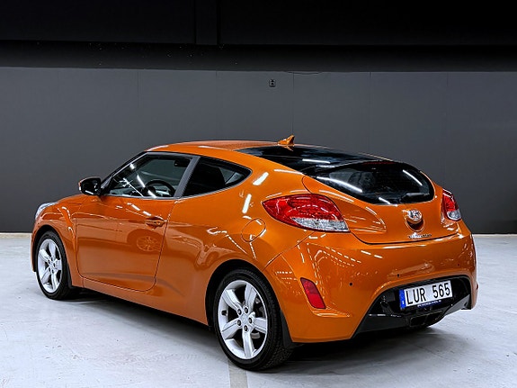 Hyundai Veloster 9 of 27