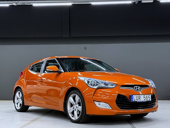 Hyundai Veloster 7 of 27