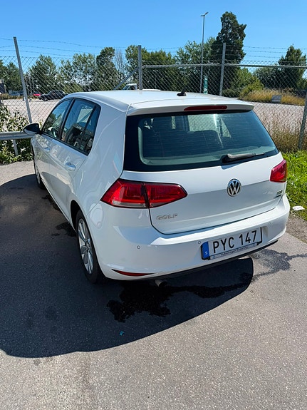 Volkswagen Golf VII 7 of 17