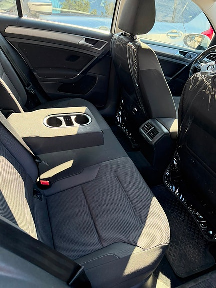 Volkswagen Golf VII 2 of 17