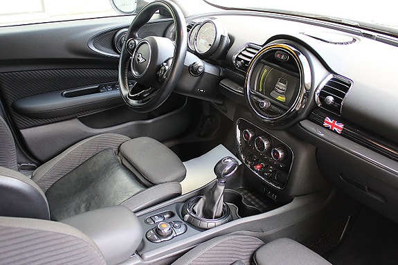 MINI Clubman Cooper 25 of 30