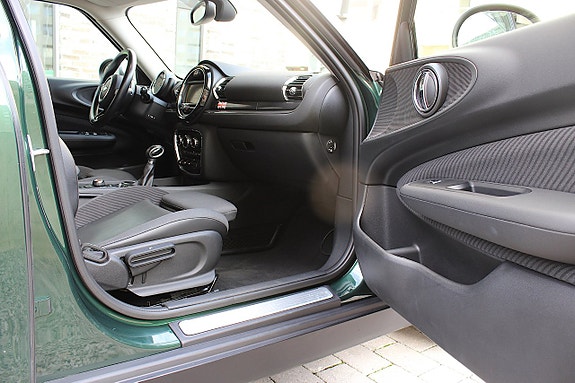 MINI Clubman Cooper 23 of 30