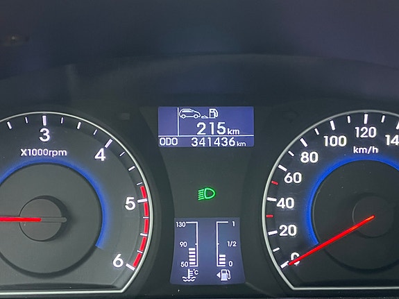 Hyundai i30 8 of 23