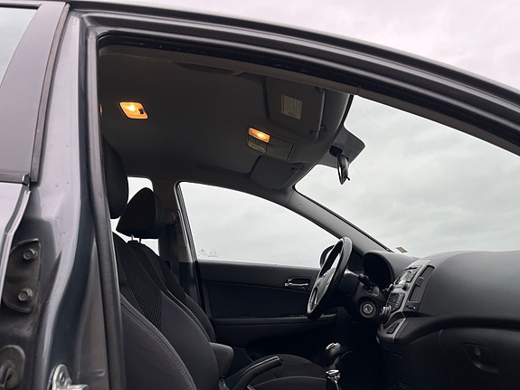Hyundai i30 18 of 23