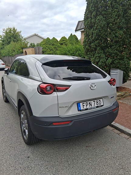 Mazda MX-30 2 of 6