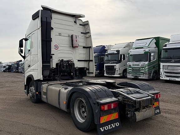 Volvo FH 4X2 4 of 13