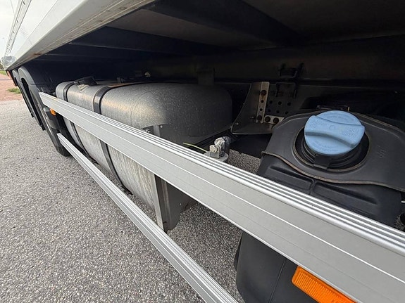 Mercedes-Benz ACTROS 6X2 Edition 0094 15 of 22