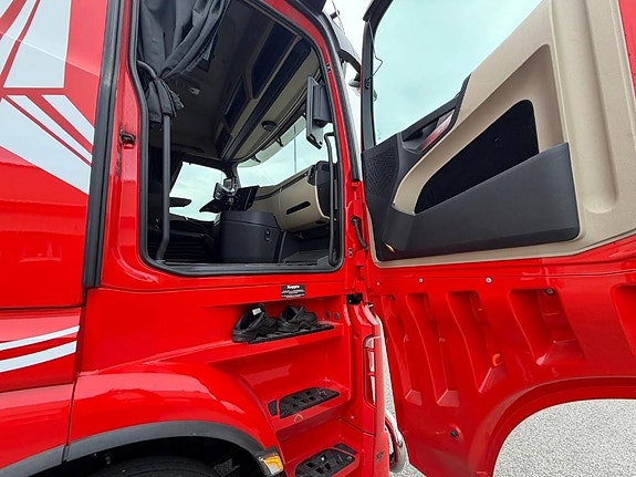 Mercedes-Benz ACTROS 6X2 Edition 0094 10 of 22