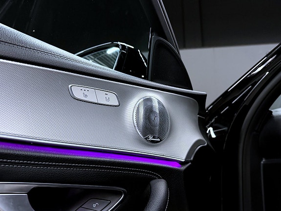 Mercedes-Benz E220 6 of 19