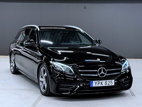 Mercedes-Benz E220 13 of 19