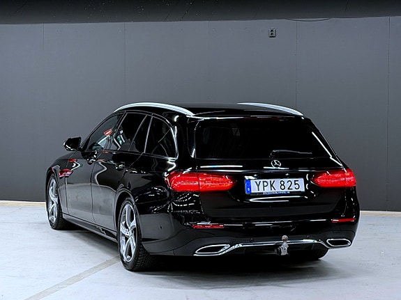 Mercedes-Benz E220 7 of 19