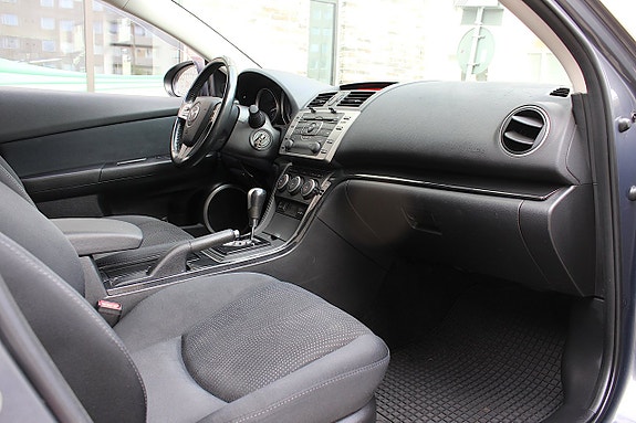 Mazda 6 3 of 29