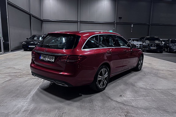 Mercedes-Benz C220 d 6 of 17