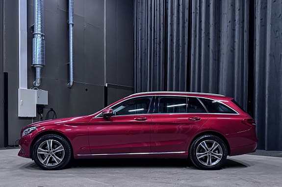 Mercedes-Benz C220 d 3 of 17