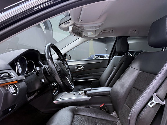 Mercedes-Benz E200 4 of 18