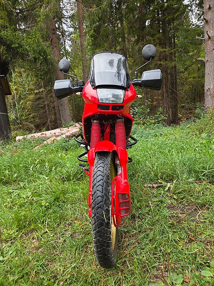 Honda NX650 Dominator 3 of 7