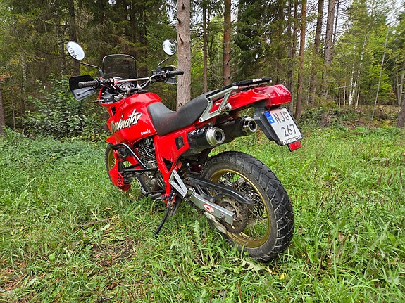 Honda NX650 Dominator 5 of 7