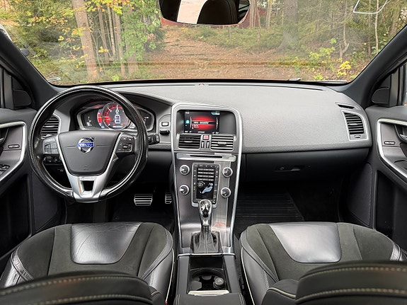 Volvo XC60 6 of 13