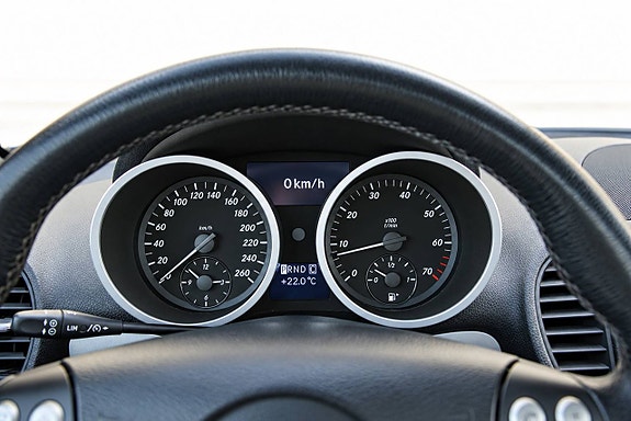 Mercedes-Benz SLK280 18 of 21