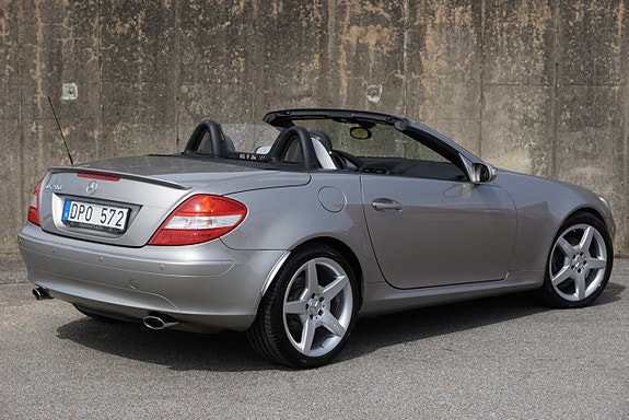 Mercedes-Benz SLK280 9 of 21