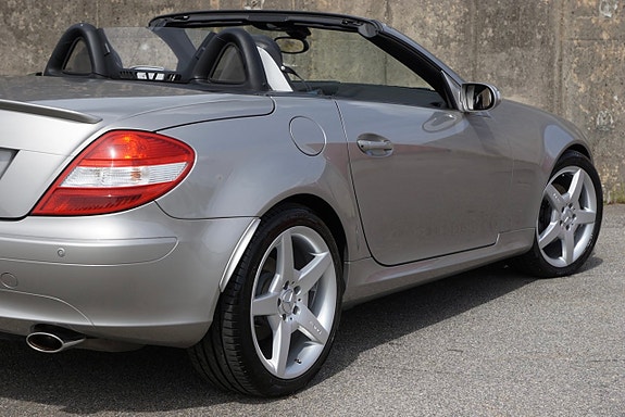 Mercedes-Benz SLK280 10 of 21