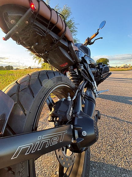 BMW R nineT Pure 4 of 9