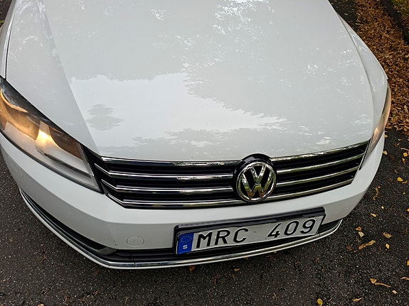 Volkswagen Passat 9 of 11