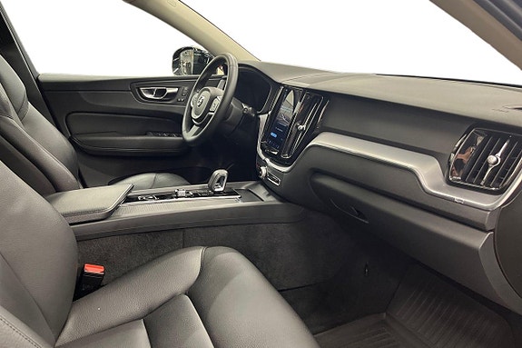 Volvo XC60 16 of 27