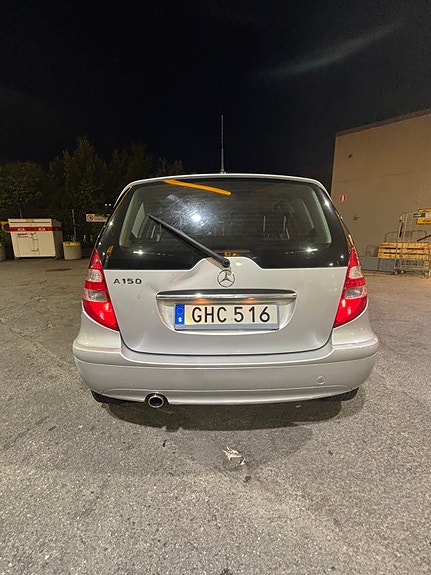 Mercedes-Benz A150 3 of 10