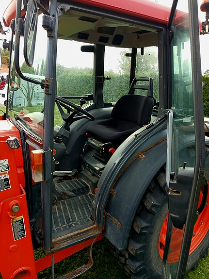 Kubota L5030 8 of 9