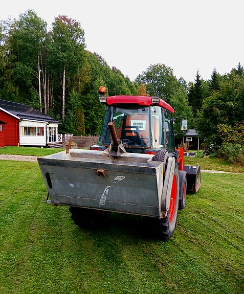 Kubota L5030 3 of 9
