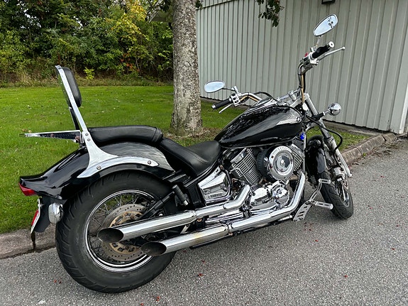 Yamaha XVS1100A 3 of 4
