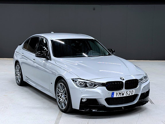 BMW 330e 15 of 22