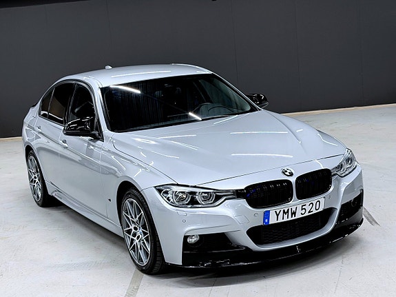 BMW 330e 5 of 22