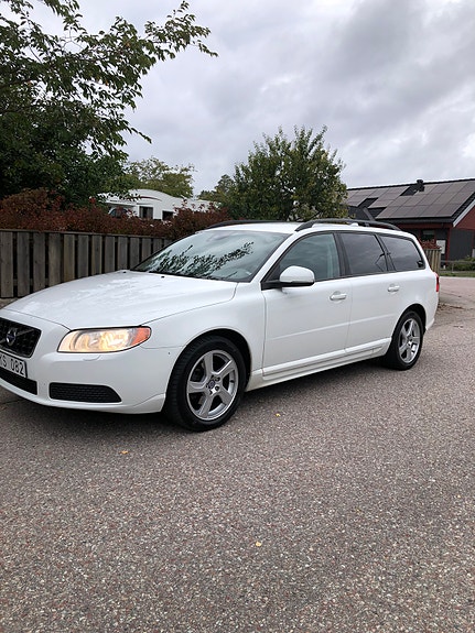Volvo V70 14 of 21