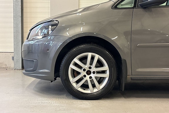 Volkswagen Touran 5 of 26