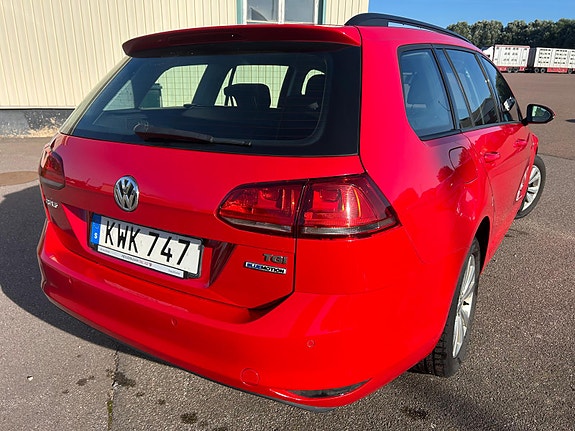 Volkswagen Golf VII 3 of 9