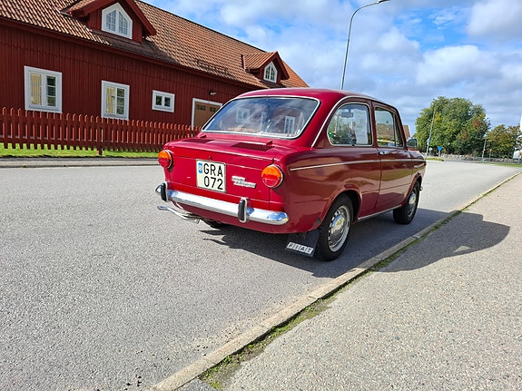Fiat 850 6 of 8
