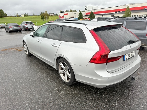 Volvo V90 3 of 6