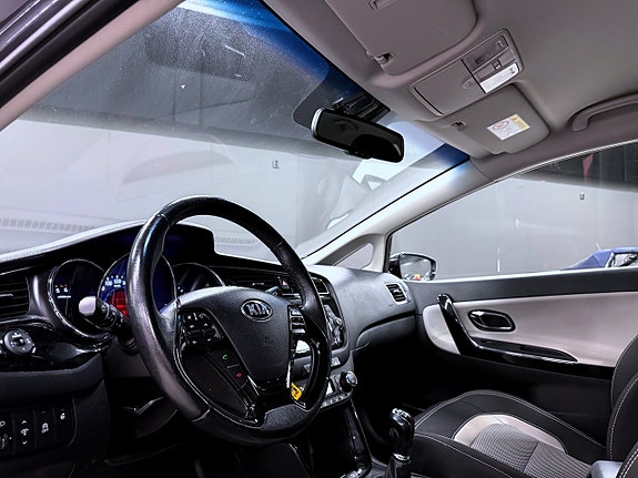 Kia Ceed 15 of 19