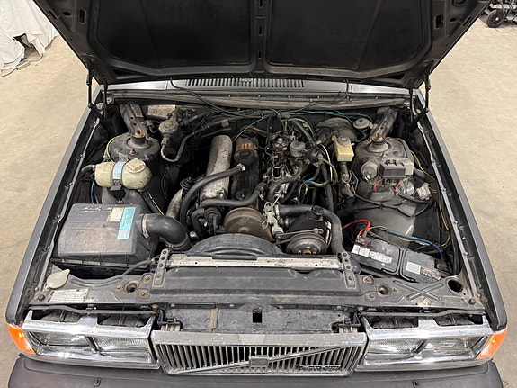 Volvo 760 18 of 22