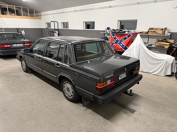 Volvo 760 3 of 22