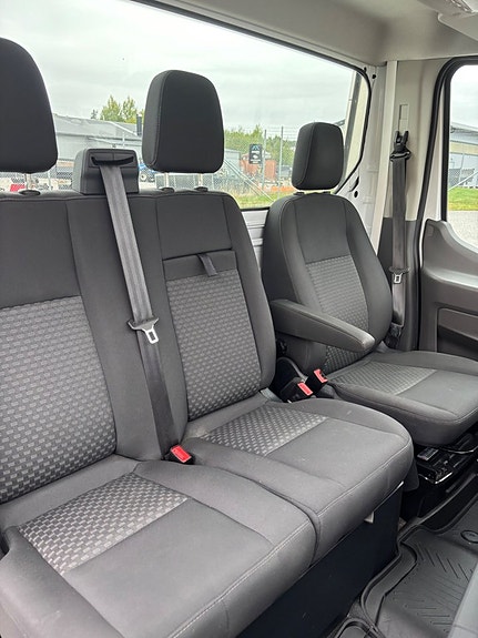 Ford Transit 7 of 18